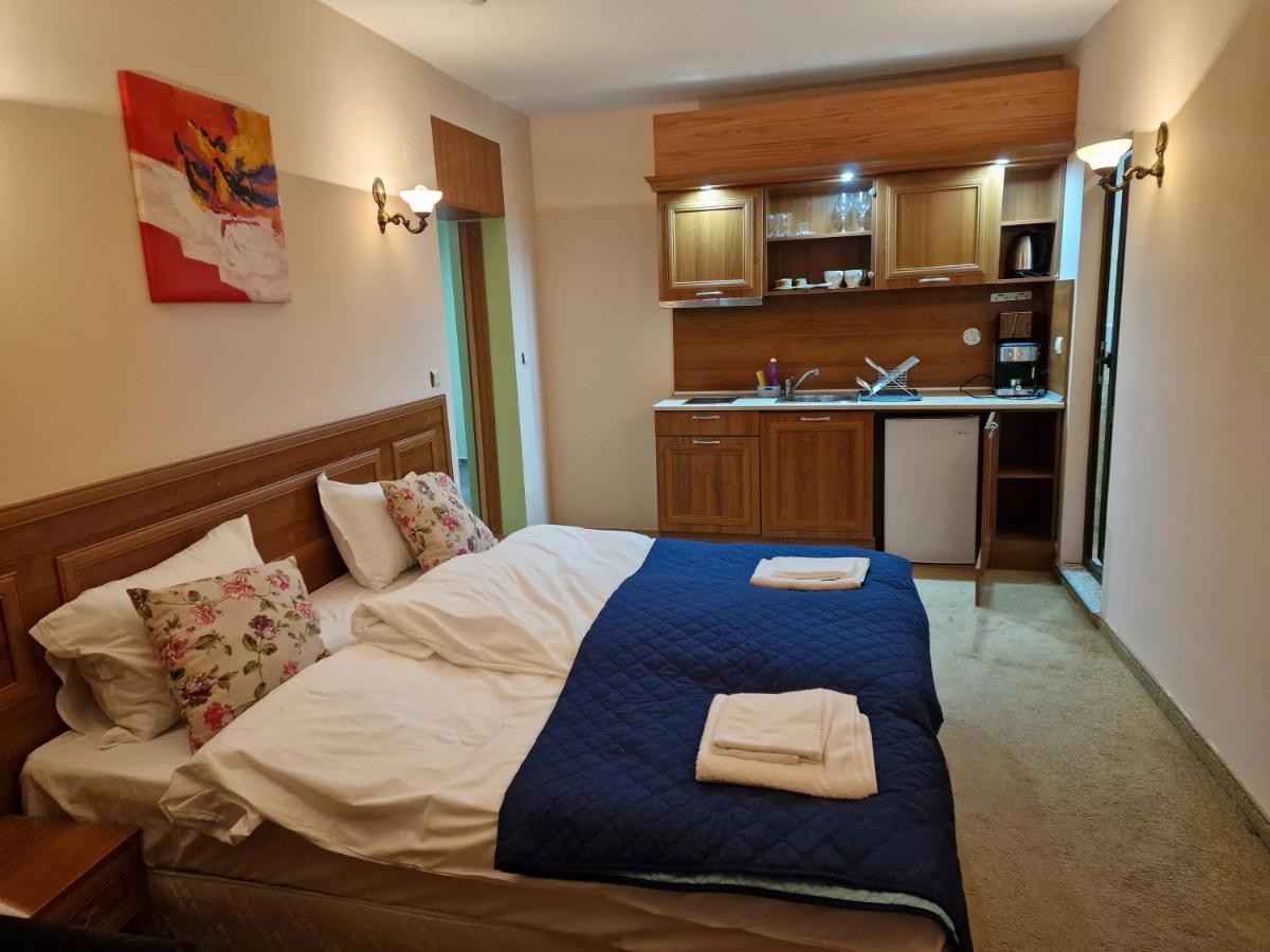 Lucy'S Apartments Emerald Bansko Exterior photo