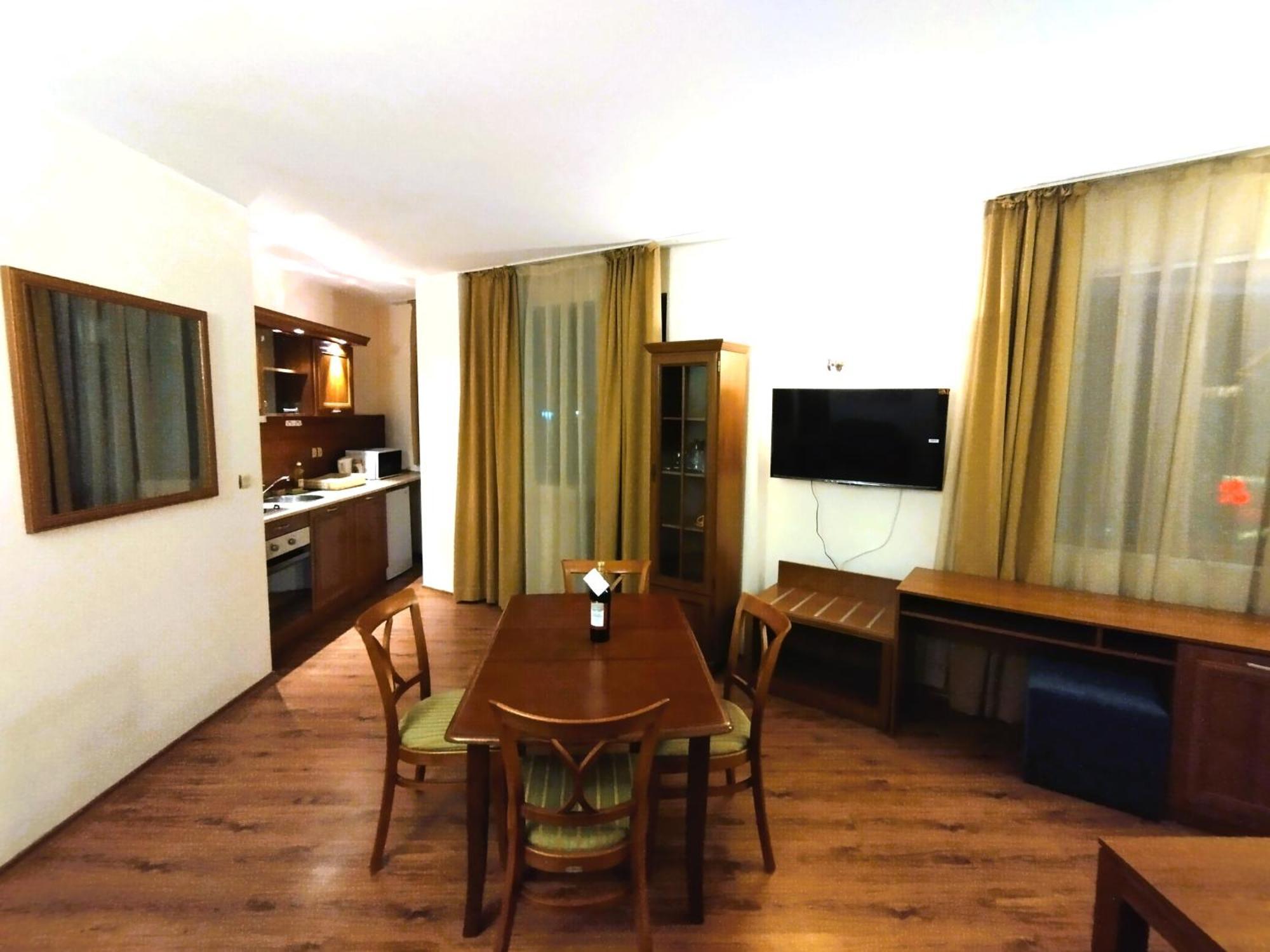 Lucy'S Apartments Emerald Bansko Exterior photo
